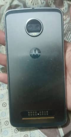 MOTO Z2 4/64