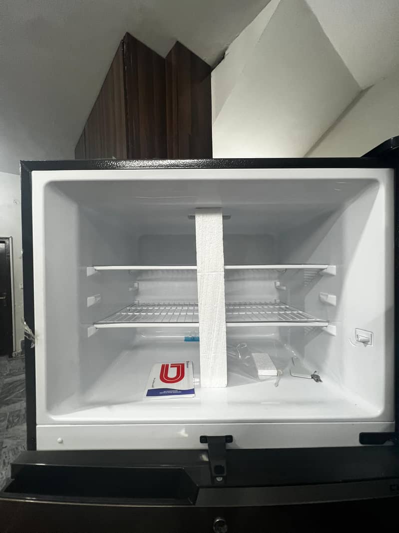 Dawlance Brown Double Door Refrigerator 3