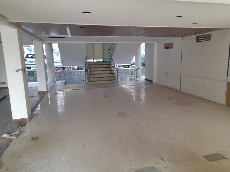 F 7 Full Building For Rent 0