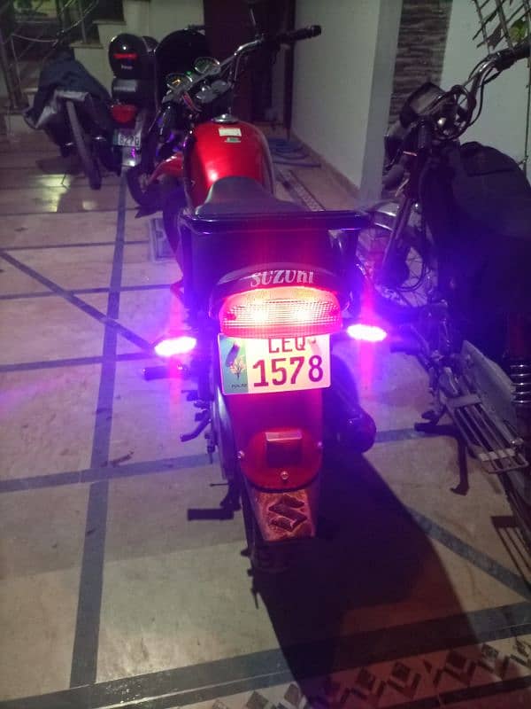 Suzuki Gs 150 2016 8