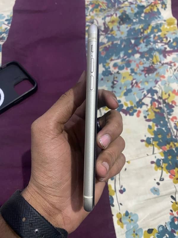 iphone 11 128 gb PTA Aprooved 1