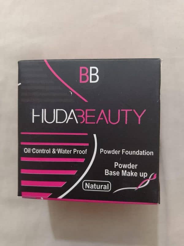 Huda beauty foundation and powder 4