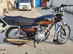 For sale Honda 125 2021 model lush condition completely documents