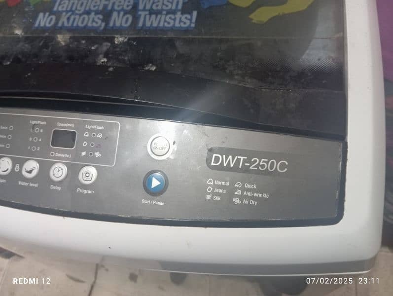 Dawlance DWT-250 c . . auto washing machine 9.5kg 1