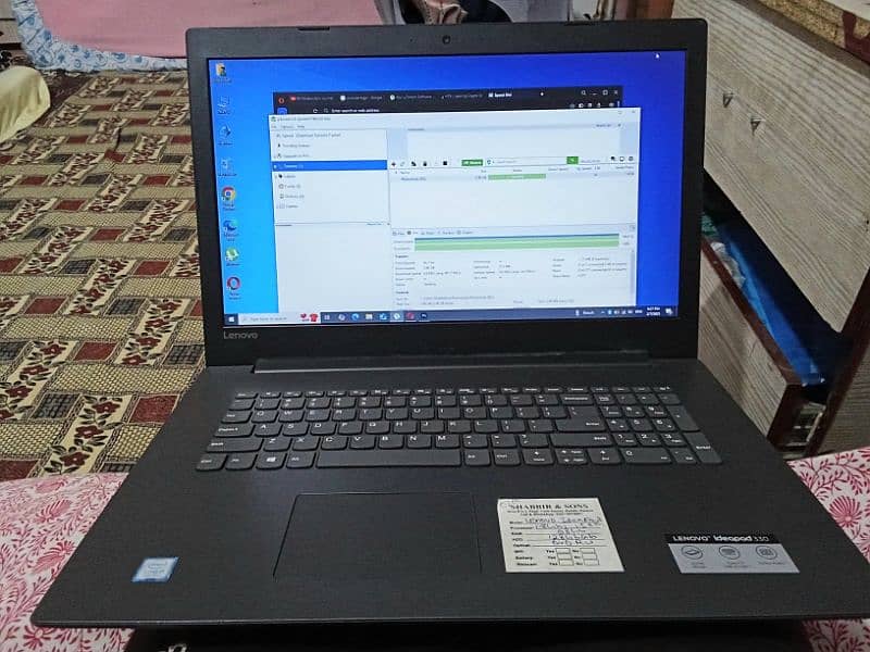 Lenovo core i5 8 gen 256 (SSD) 1