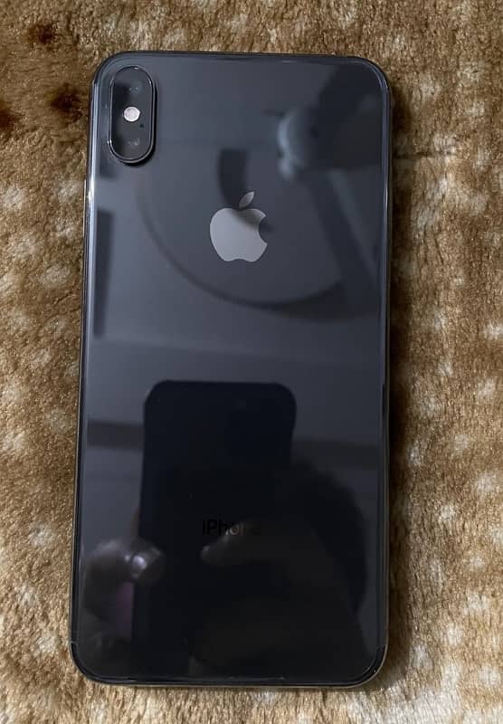 iPhone XS MAX ( Factory Unlocked ) 0