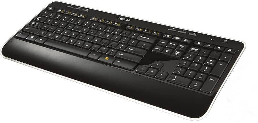 Logitech Wireless Keyboard & Performance MX Mouse 8