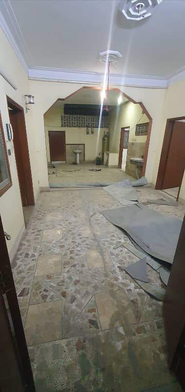 3 BED DD 216 Sq-Yard FLOOR FOR RENT Nazimabad No. 2 2