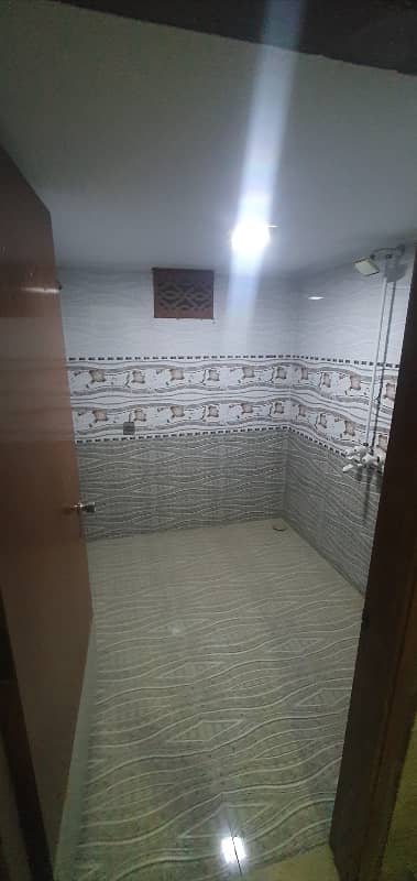 3 BED DD 216 Sq-Yard FLOOR FOR RENT Nazimabad No. 2 10