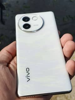 Vivo V30e