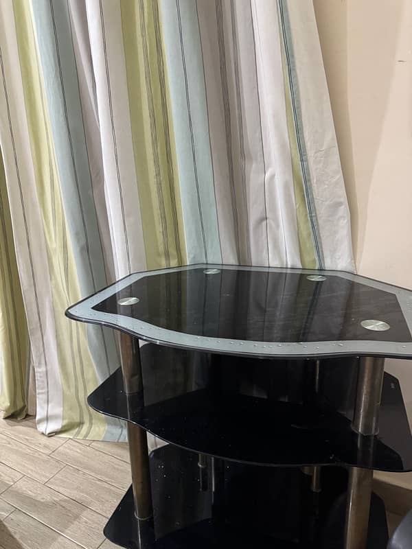 3 tier glass table 0