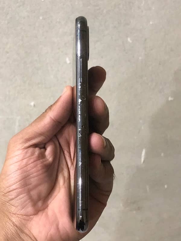 iPhone X 64 Gb PTA Approve Waterpack 6