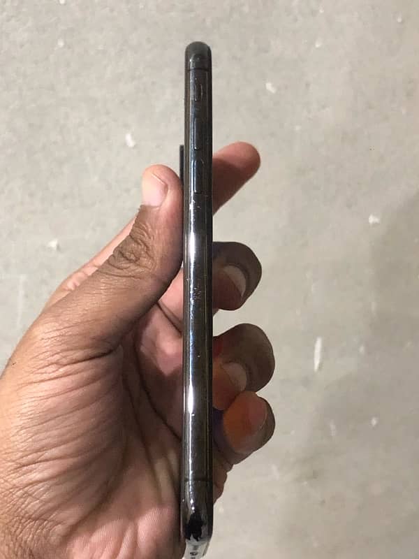 iPhone X 64 Gb PTA Approve Waterpack 8