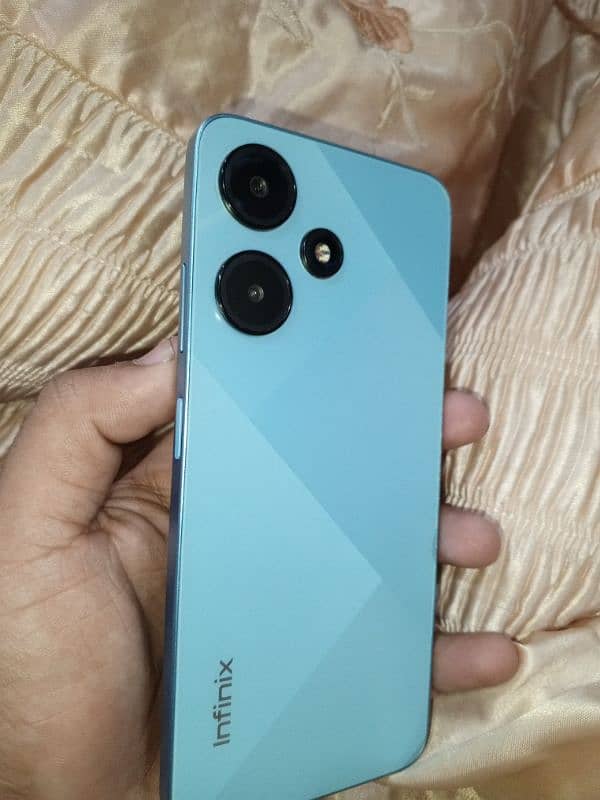 Infinix hot 30i 1