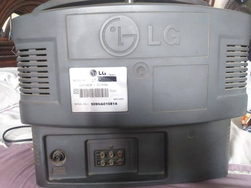 LG TV 14 inch 1