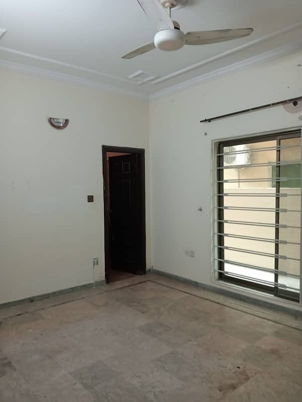 House available for rent in phase 3 bahria town Rawalpindi 5