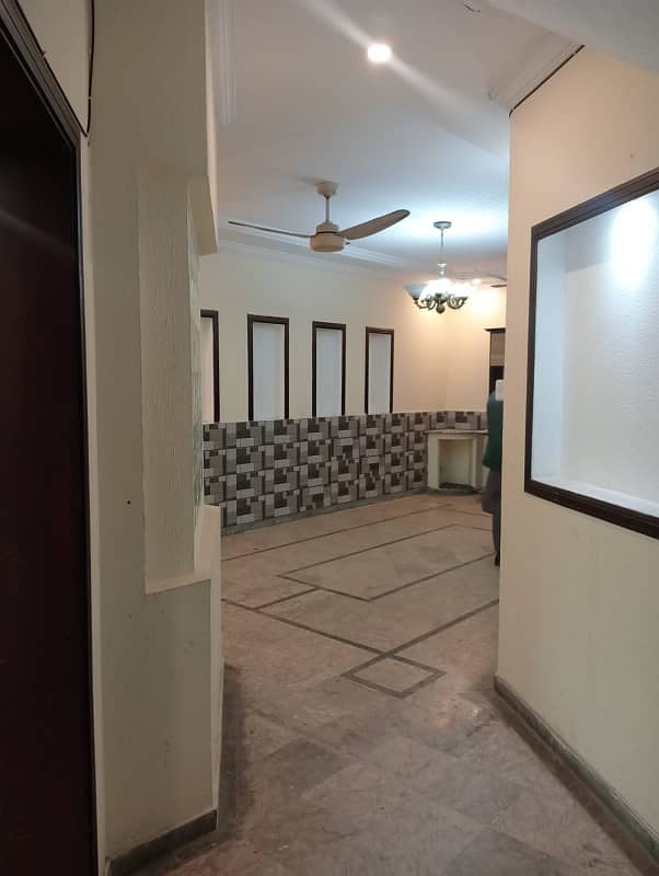 House available for rent in phase 3 bahria town Rawalpindi 8