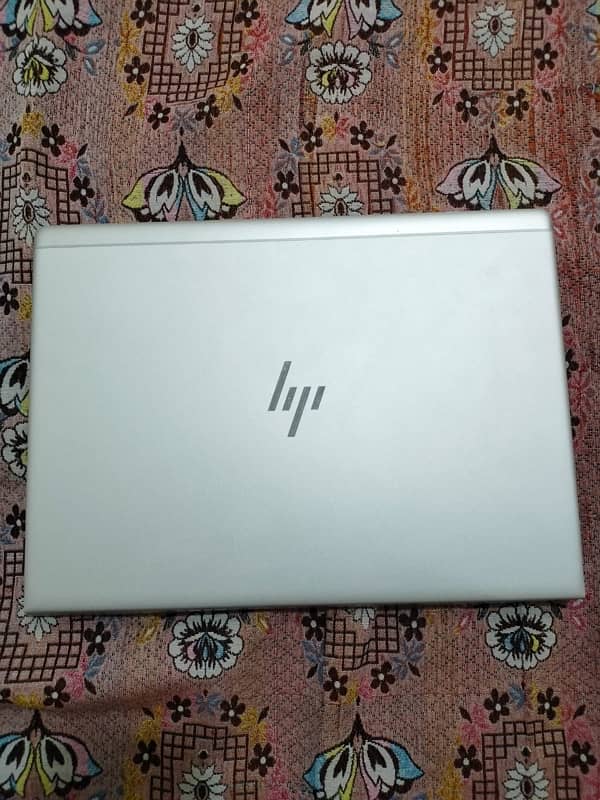 hp desktop elite book with touch screen 1