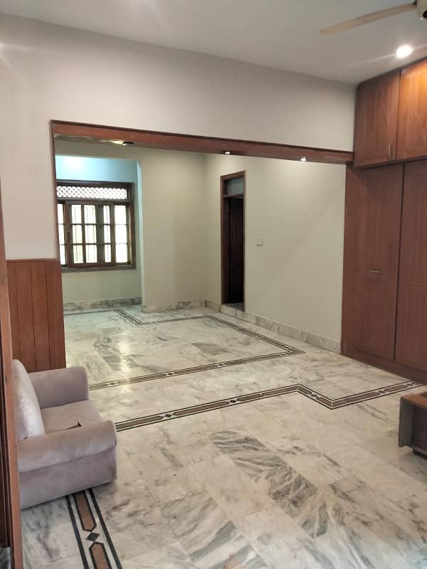 defence flat for rent full floor three side corner 0