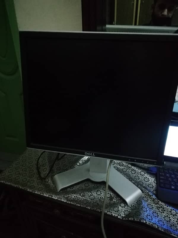 LCD DELL DESKTOP 3