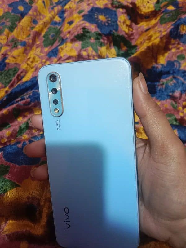 vivo S1 0