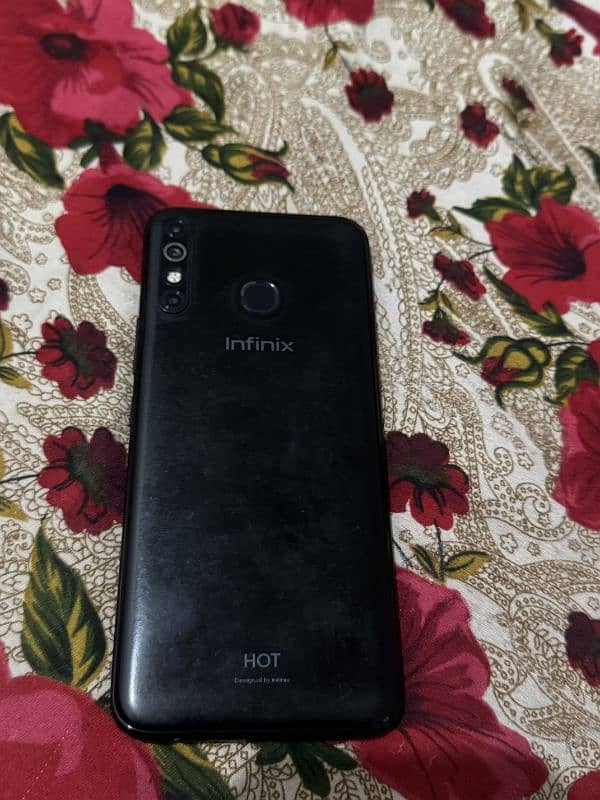 infinix Hot 8 4/64 3