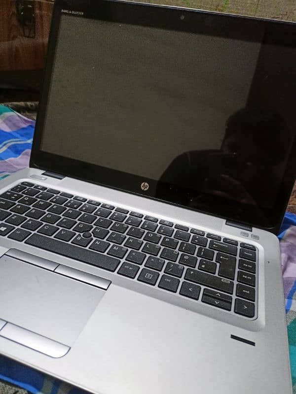 HP 840 G3, i5 6g, 8gb/256 SSD 5