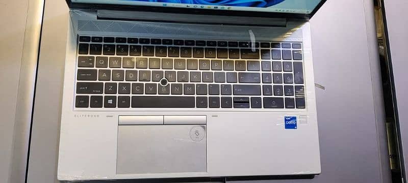 Hp Elitebook 850 G8 10