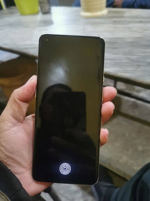 oneplus 9 pro 8+8 256 read add plzzz 6