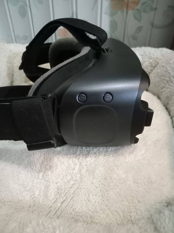 Samsung Gear VR headset 3