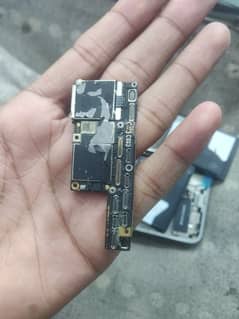 iphone x board