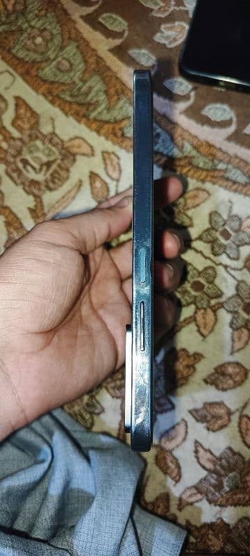 infinix zero 20 one hand used like new 3