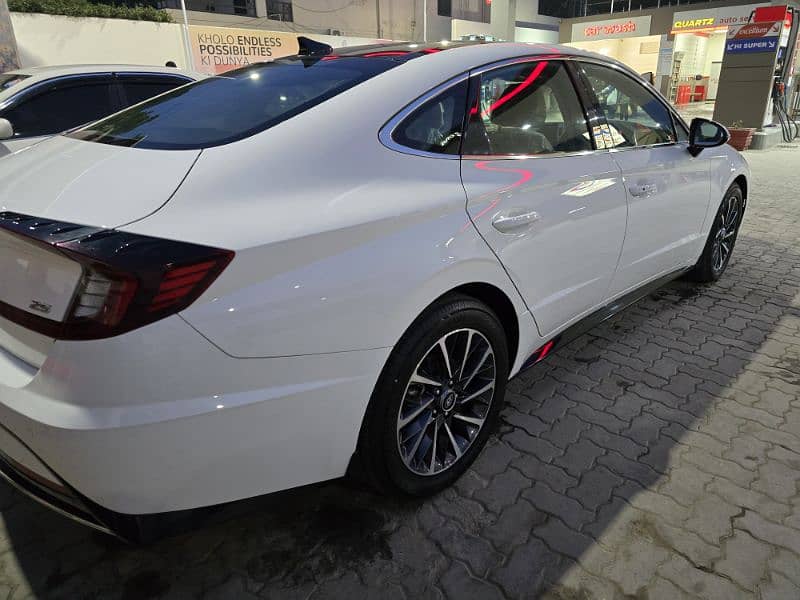 Hyundai Sonata 2021 5