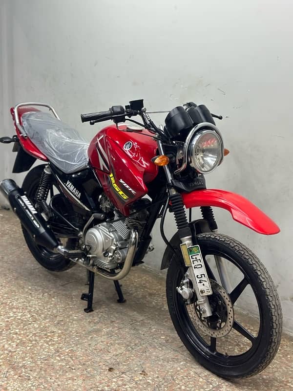 yamaha ybr125g 2017 model ( 2 digit golden num ) 0