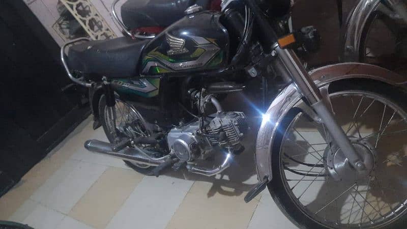 Honda CD 70 2022 2