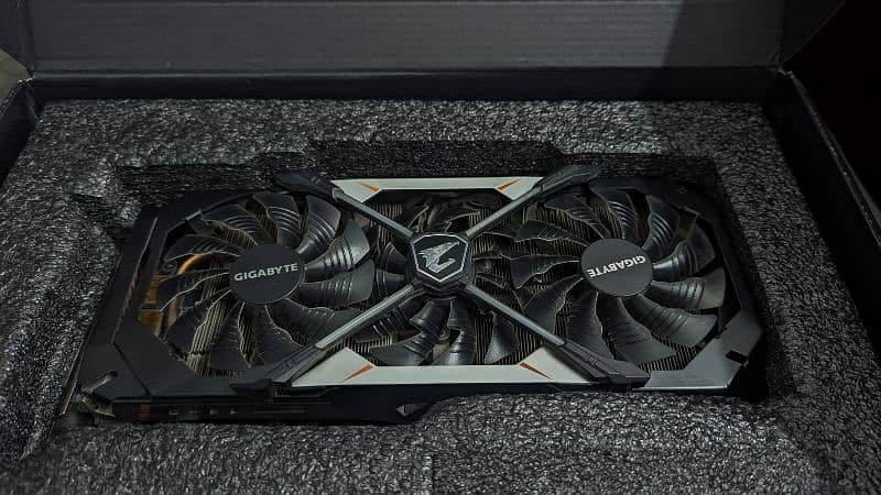 Aorus GTX 1070 8GB Graphics Card 1