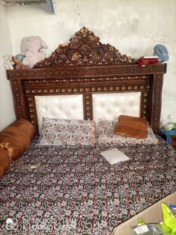 king size bed with side tables 1