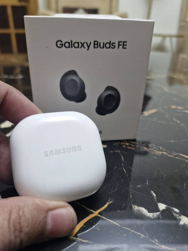 brand new samsung FE Buds. 7