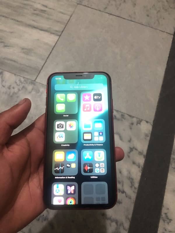 iPhone 11 64gb Waterpack 2