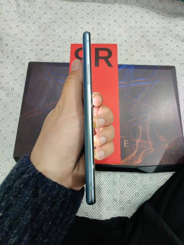 Oneplus 9r 12/256gb Complete box 5