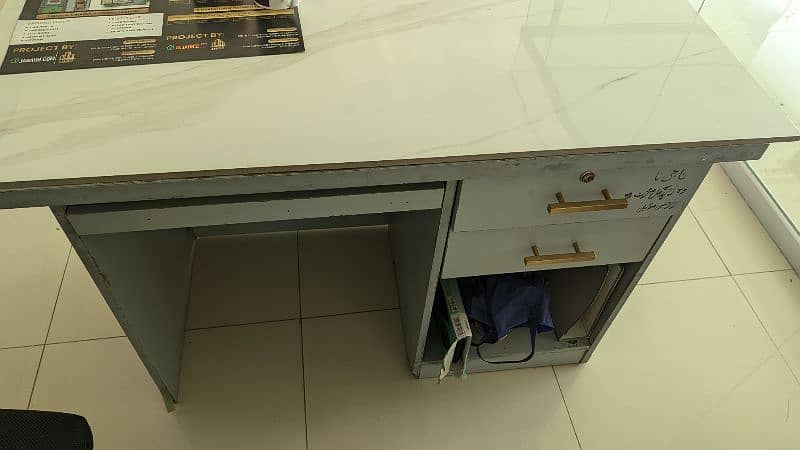 OFFICE TABLES FOR SALE 1