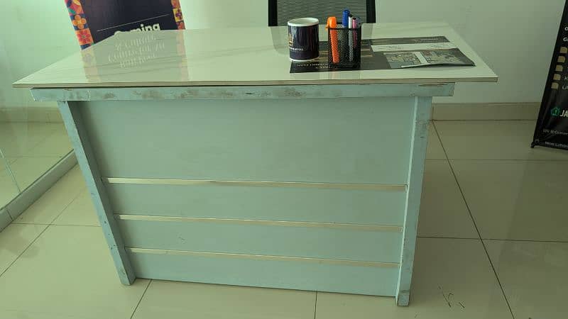 OFFICE TABLES FOR SALE 2