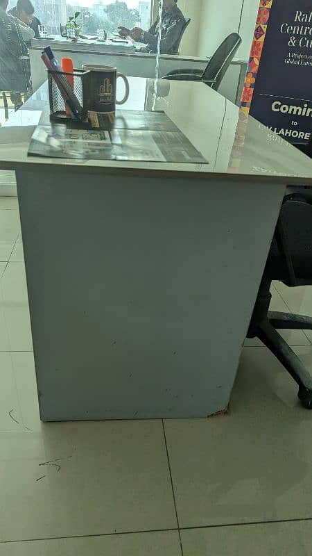 OFFICE TABLES FOR SALE 3