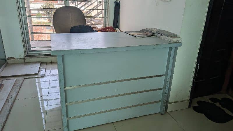 OFFICE TABLES FOR SALE 6