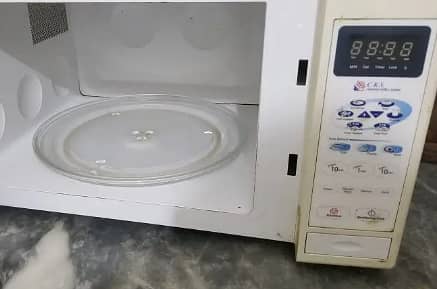 Microwave oven 0