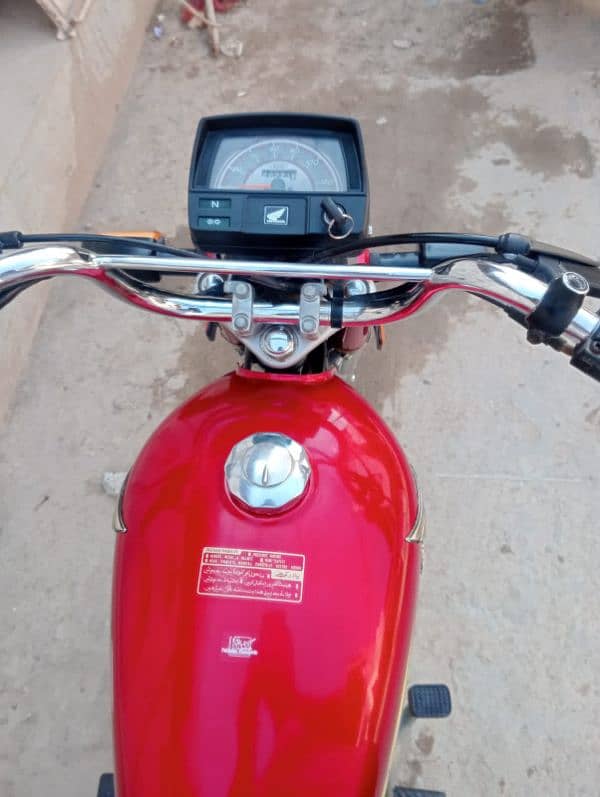 Honda CD70 model 2023 New Condition All Punjab number. . . . . Urgent Sale 5