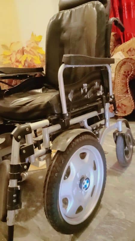 Automatic Electric wheel chair 0