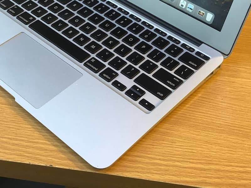 MACBOOK AIR 2015 I5 6