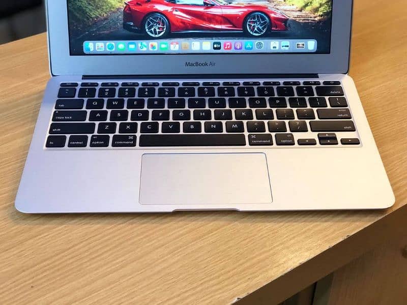 MACBOOK AIR 2015 I5 16