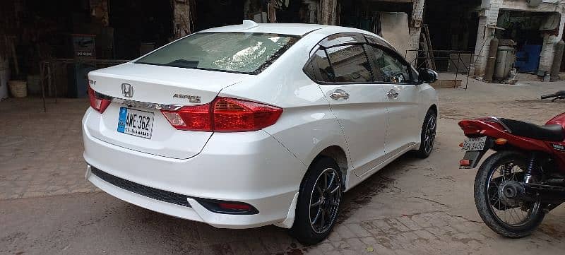 Honda City Aspire 2021 full option 9